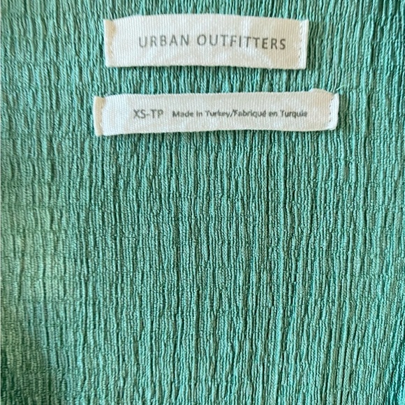 Urban Outfitters Women's Green Blouse Long Sleeve Tie Front Top V-neck - Picture 7 of 7